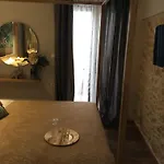 Opsis City Suite M